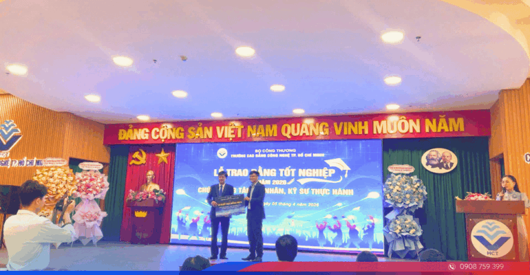 Hoàng Minh & Cao Đẳng Công Nghệ Tp.HCM_ Mở Ra Lộ Trình Liên Thông – Thực Tập – Làm Việc Tại Đài Loan