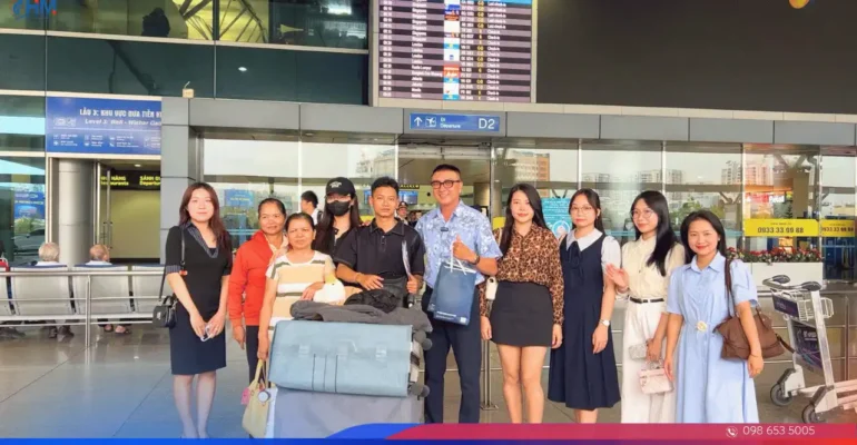 Nguyễn Việt Anh xuất cảnh sang Úc làm việc theo diện Visa SID 482 ngành Sơn