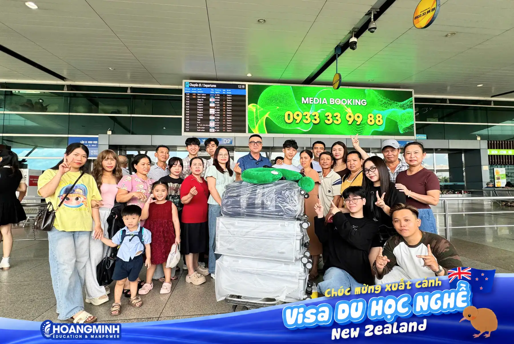 Tiễn Bay Nguyễn Thanh Sang Xuất Cảnh Sang New Zealand Du Học Nghề Ngành Nhà Hàng – Khách Sạn