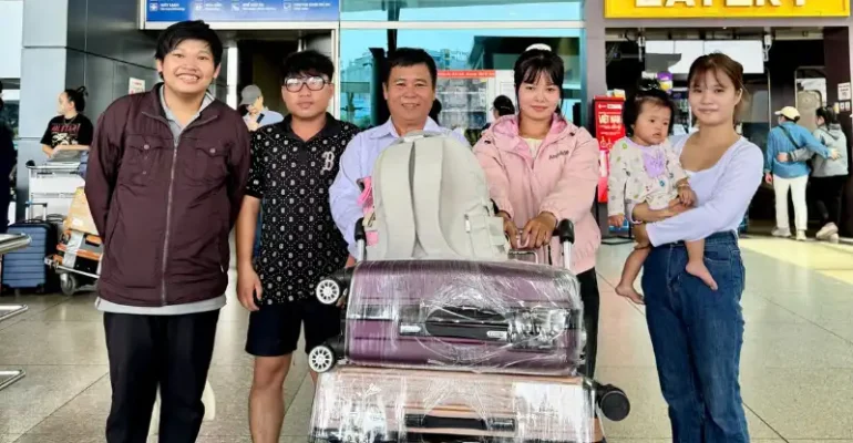 Nguyễn Thị Cẩm Tú Chính Thức Lên Đường Sang Đài Loan Hệ 1+4 Trường Đức Dục